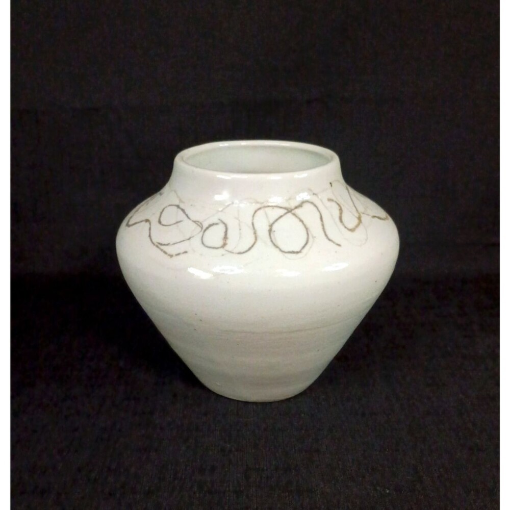 Vintage Signed Studio Pottery Ceramic White W Dark Curved Lines Vase Planter Pot